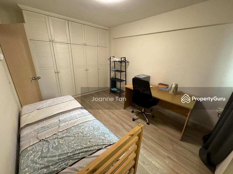 For Rent - 711 Hougang Avenue 2