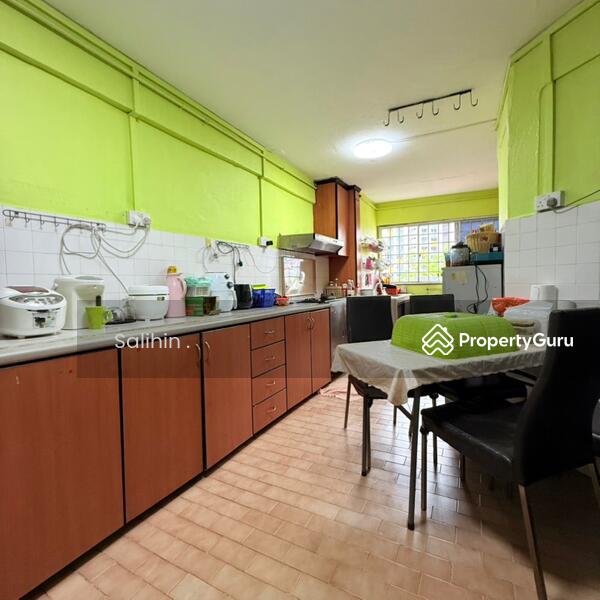 For Sale - 183 Bukit Batok West Avenue 8