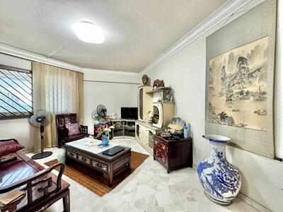 For Sale - 452 Hougang Avenue 10