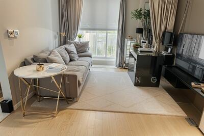 For Sale - Queens Peak