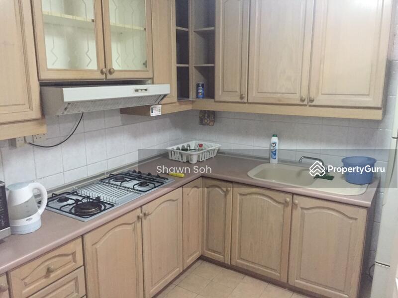 For Rent - La Crystal
