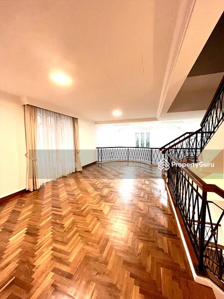 For Sale - Beautiful Semi Detached near to MRT for Sale! ❤️❤️ Call 9.888.1919 for viewing now!