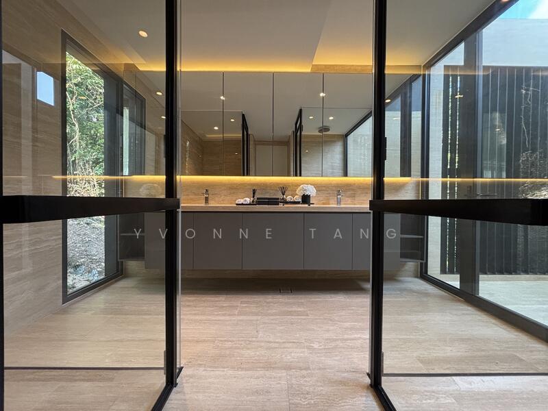 Master Bathroom clad in travertine