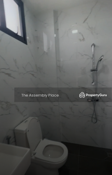 Master Bathroom 1