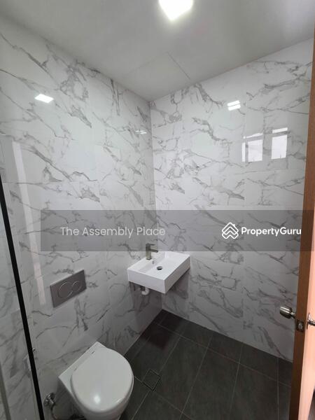 Master Bathroom 2