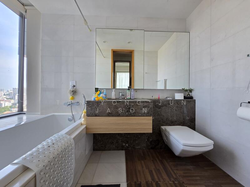 Concourse Skyline Condominium For Sale at S$ 2,380,000 | PropertyGuru Singapore