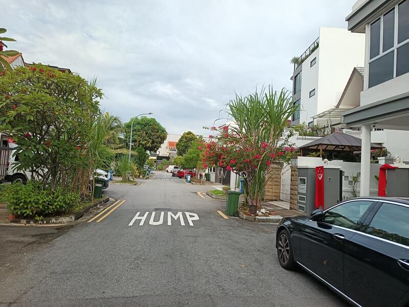 For Sale - CHEAP! Kembangan Estate Corner Terrace D14 600m To MRT Station