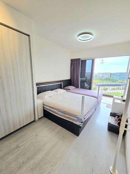 Master room (1 queen + 1 super single)