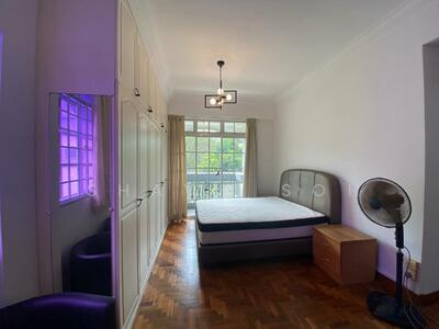 For Rent - Versailles