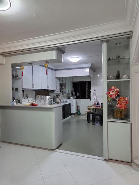 842G Tampines Street 82, 842G Tampines Street 82, 3 Bedrooms, 1,163 sqft, HDB Flat For Sale, by Winnie Chew, 60121740 - Kitchen - PropertyGuru.com.sg