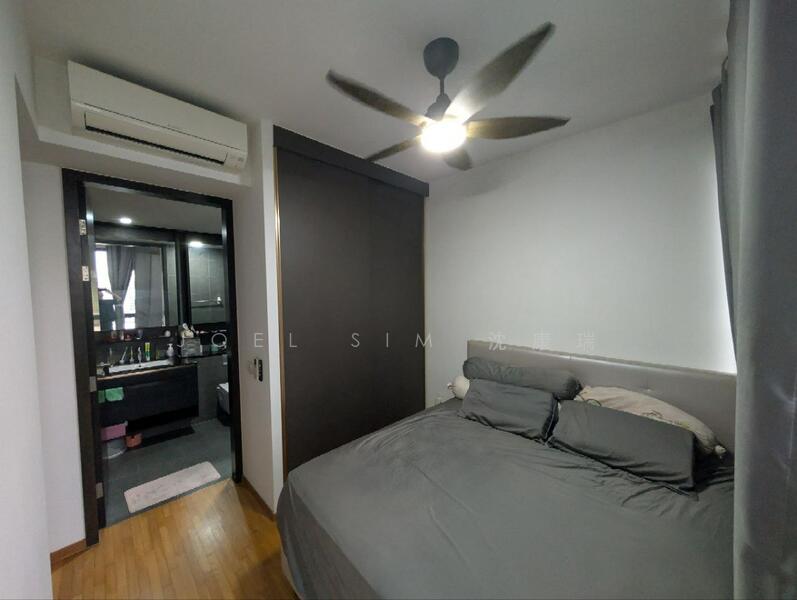 Master Bedroom (View 1)