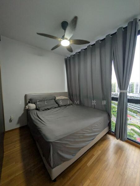 Master Bedroom (View 2)