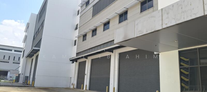 Loyang Industrial Estate, 41 Loyang Way, Changi Airport / Changi Village, 10,000 sqft, Factory / Workshop (B2) For Rent, by Kamal Ibrahim, 60121789 - Stand alone building with 3 floors - CommercialGuru.com.sg