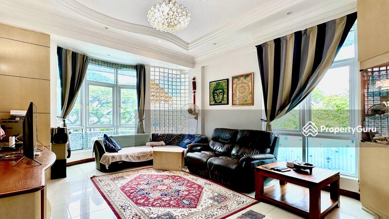 For Sale - Beside Downtown East @ Le Loyang