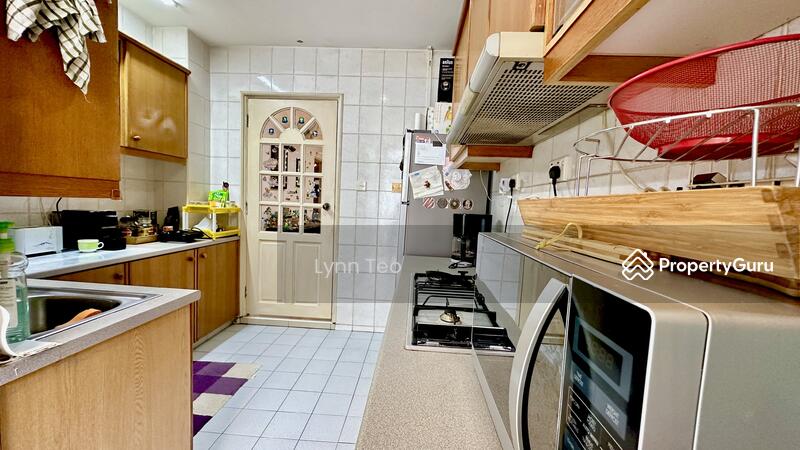 For Sale - Beside Downtown East @ Le Loyang