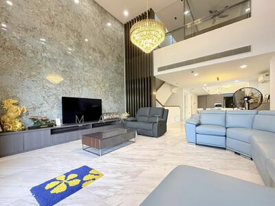 For Sale - ⭐️⭐️LANDED7772 @ D19 ALMOST BRAND NEW SEMI-DETACHED