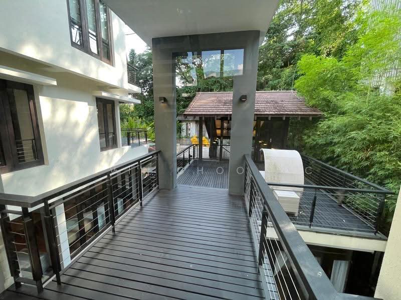 🔥 CHEAP Rare Luxurious 4 Storey Balinese-style Detached Bungalow Home at Sentosa Cove, 30 Lakeshore View, Harbourfront / Telok Blangah, 5 Bedrooms, 10,500 sqft, Detached House For Sale, by Alvin Choo H.C, 60122188 - Exterior - PropertyGuru.com.sg
