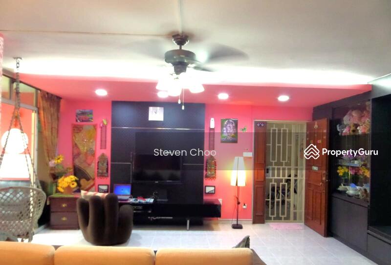 For Rent - 102 Punggol Field
