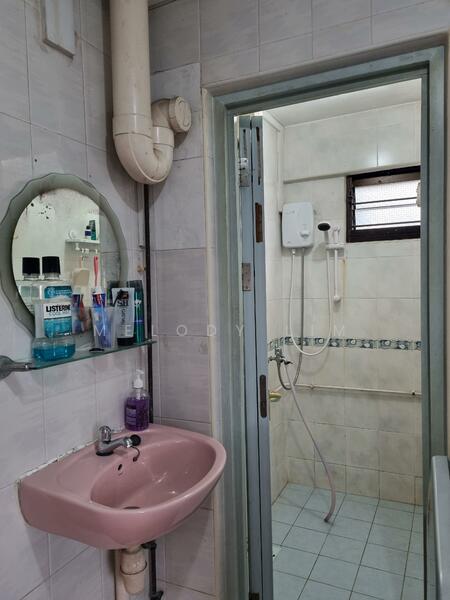Shower room 