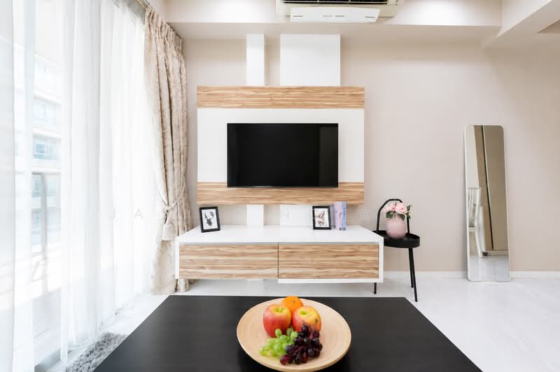 Suites at Orchard, 38 Handy Road, 1 Bedroom, 560 sqft, Condominium For Rent, by Javier Ng 黄允健, 60122423 - PropertyGuru.com.sg