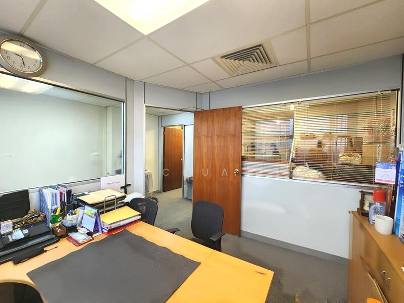 Henderson Building, 221 Henderson Road, Alexandra / Commonwealth, 980 sqft, Light Industrial (B1) For Sale, by Afe Chua, 60122544 - CommercialGuru.com.sg