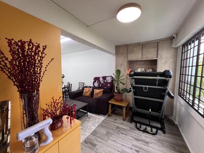 For Sale - 305 Jurong East Street 32