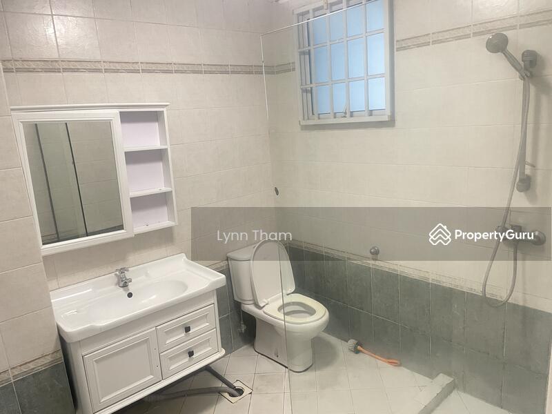 Bathroom1