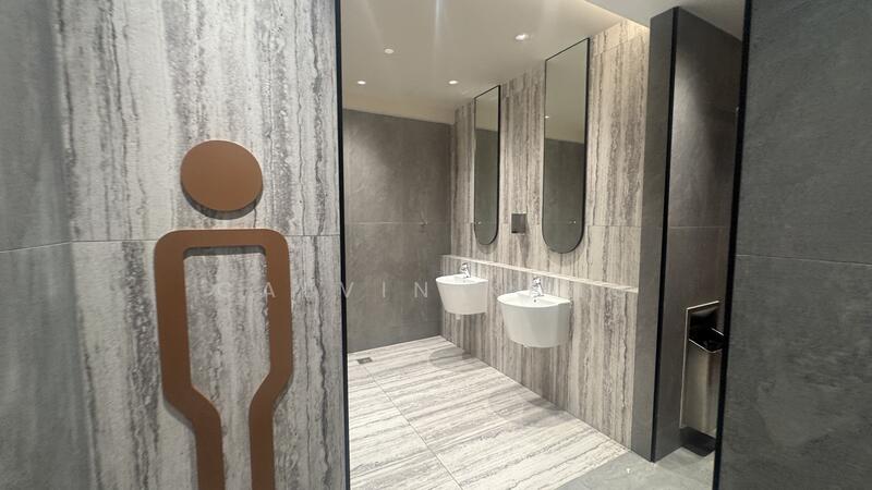 Orchard Plaza, 150 Orchard Road, 194 sqft, Office For Sale, by Calvin Kang, 60122633 - Bathroom - CommercialGuru.com.sg