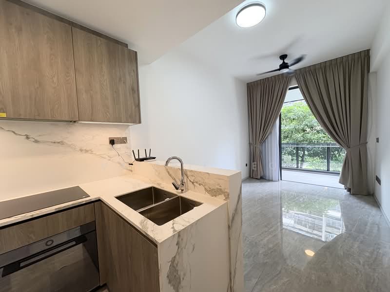 Leedon Green, 32 Leedon Heights, 2 Bedrooms, 700 sqft, Condominium For Sale, by Valerie Teo, 60122859 - Kitchen - PropertyGuru.com.sg