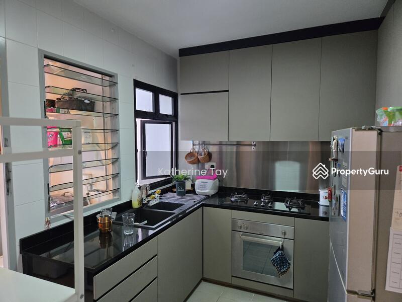 For Rent - 209C Compassvale Lane