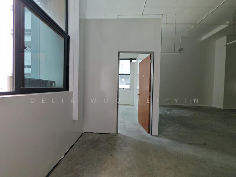 Interlocal Centre, 100G Pasir Panjang Road, Buona Vista / West Coast / Clementi New Town, 3,072 sqft, Light Industrial (B1) For Rent, by Delia Woo Pei Yin, 60122942 - Entrance - CommercialGuru.com.sg