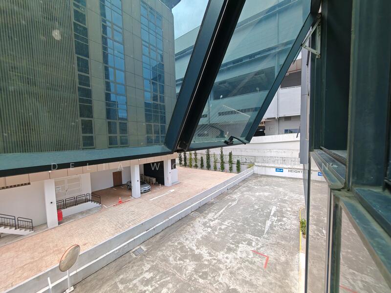 Interlocal Centre, 100G Pasir Panjang Road, Buona Vista / West Coast / Clementi New Town, 3,072 sqft, Light Industrial (B1) For Rent, by Delia Woo Pei Yin, 60122942 - CommercialGuru.com.sg