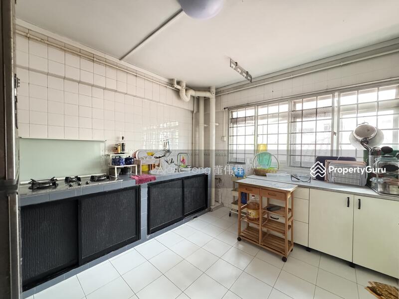 For Sale - 394 Tampines Avenue 7