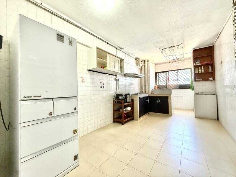 For Sale - 281 Tampines Street 22