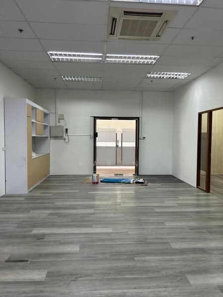 Sindo Industrial Building, 66 Tannery Lane, Macpherson / Potong Pasir, 875 sqft, Light Industrial (B1) For Rent, by Karen Tang, 60122978 - Interior - CommercialGuru.com.sg