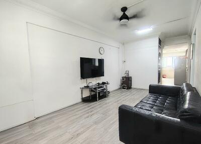 For Sale - 147 Yishun Street 11