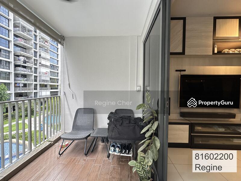 Alfresco dining at Balcony
