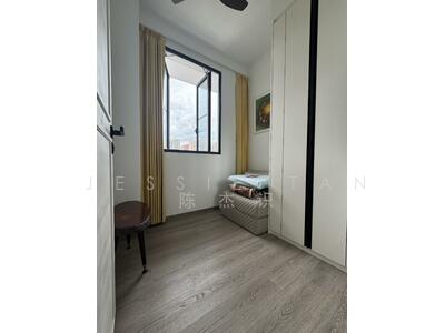 For Rent - Royal Hallmark