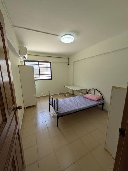 For Rent - 311 Bukit Batok Street 32