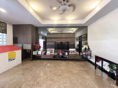 For Sale - Rare & Charming D10 Landed Suitable for Rebuild