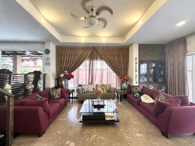 💫 Prestigious D10 Landed | ✨ Lowest Psf | Potential for Rebuild | Within 1km Henry Park, Holland Grove / Moonbeam / Sixth Avenue, 7 Bedrooms, 4,000 sqft, Semi-Detached House For Sale, by Nigel J M, 60123575 - PropertyGuru.com.sg