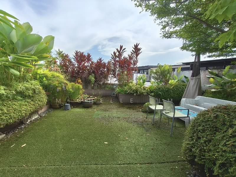 Axis @ Siglap Apartment For Sale at S$ 2,380,000 | PropertyGuru Singapore - Roof Terrace