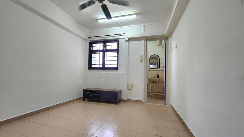 For Sale - 422 Ang Mo Kio Avenue 3