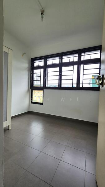 For Sale - 422 Ang Mo Kio Avenue 3