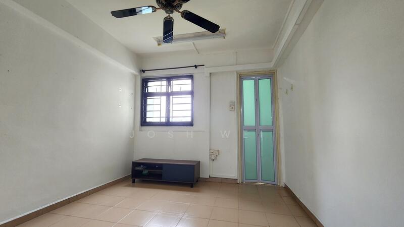 For Sale - 422 Ang Mo Kio Avenue 3