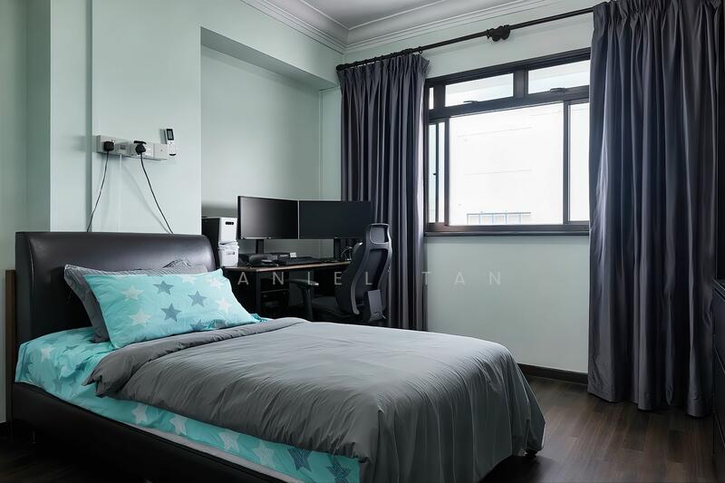 521 Jelapang Road HDB Flat For Sale at S$ 988,888 | PropertyGuru Singapore - Bedroom 2