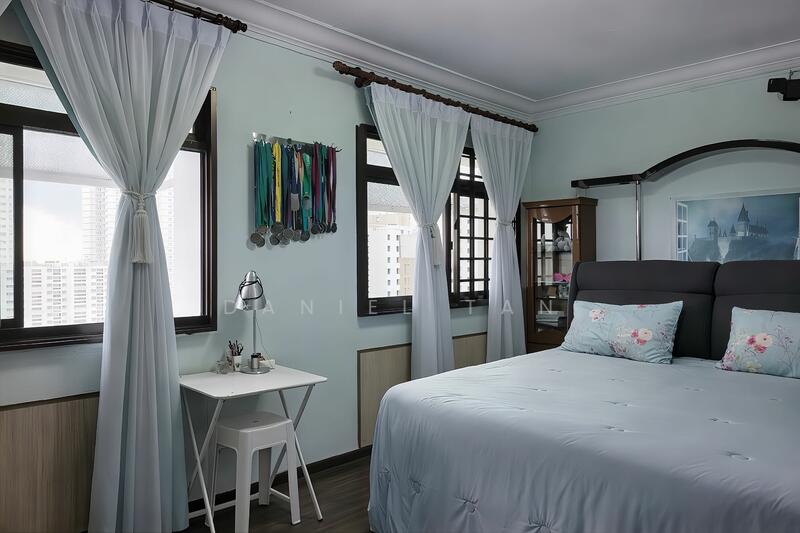 521 Jelapang Road HDB Flat For Sale at S$ 988,888 | PropertyGuru Singapore - Master Bedroom