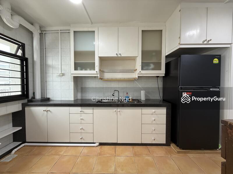 For Rent - 299 Bukit Batok Street 22
