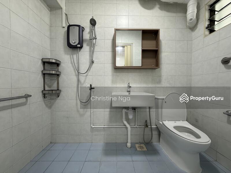 For Rent - 299 Bukit Batok Street 22