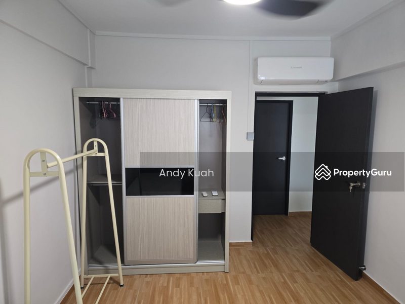 For Rent - 271 Tampines Street 21